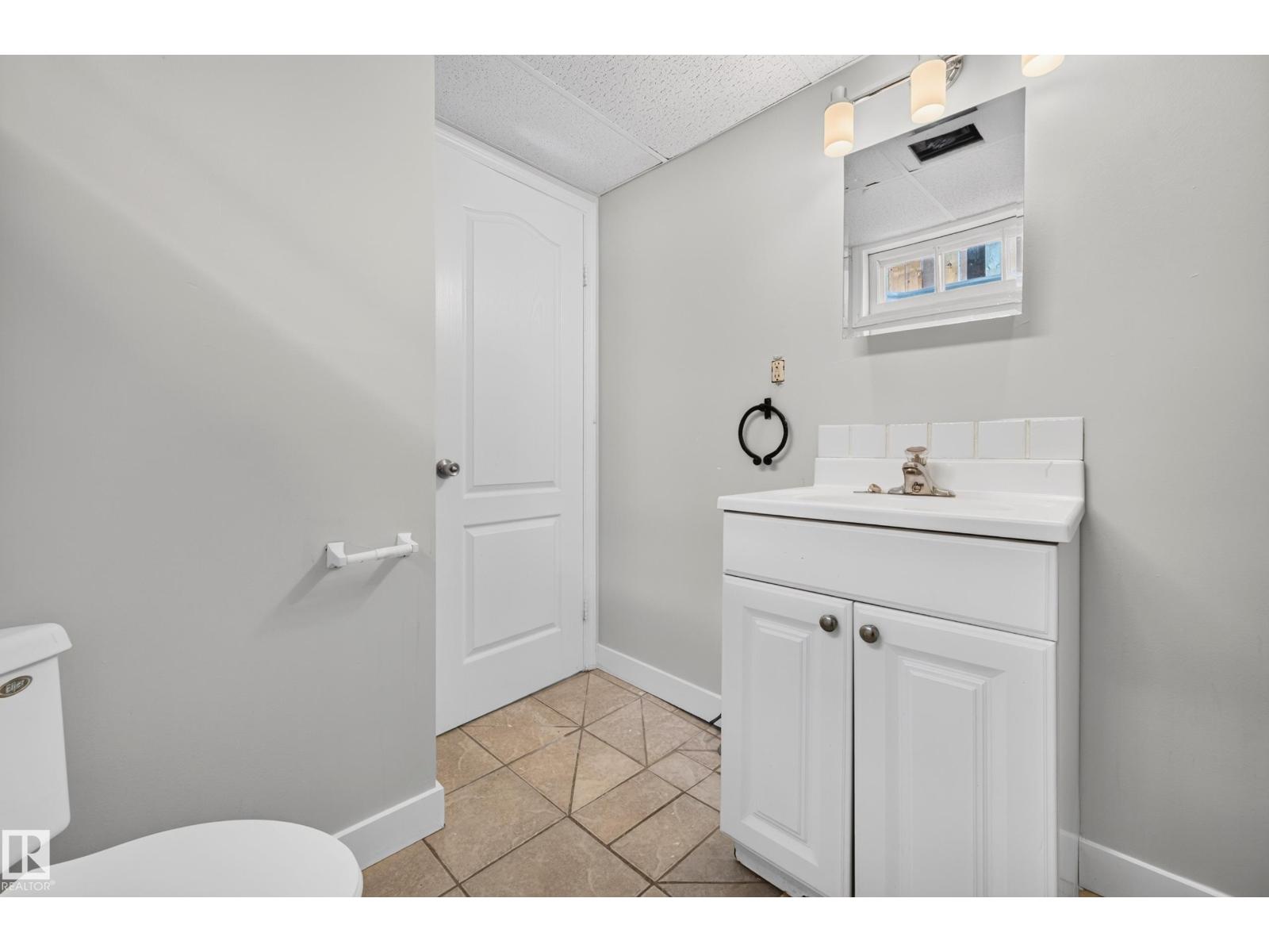4311 105A AV NW - 38