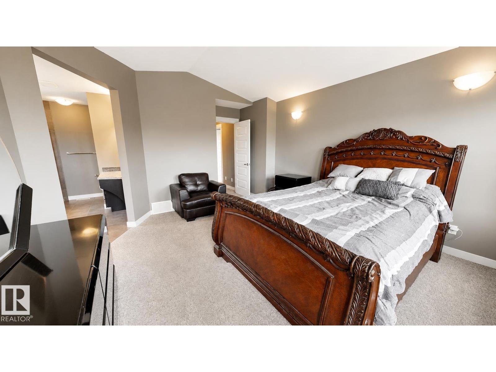 110 MEADOWLAND WY - 27