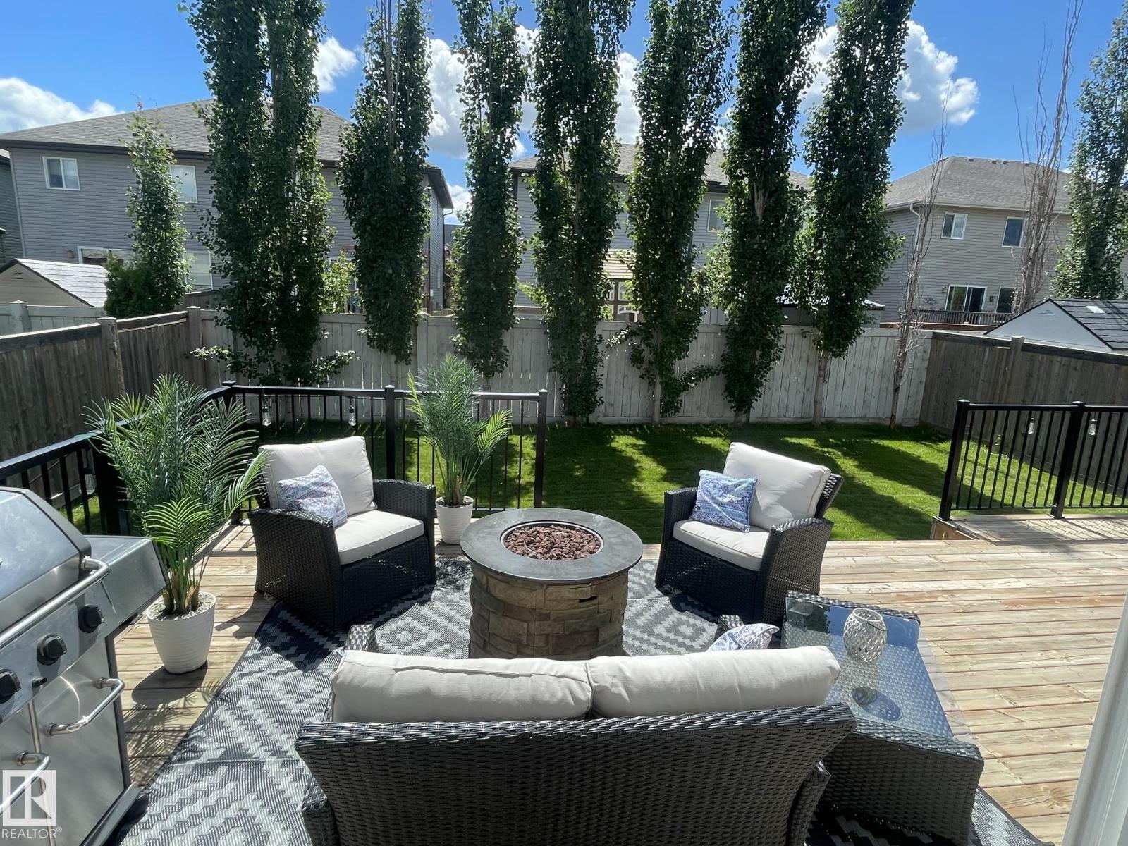110 MEADOWLAND WY - 38