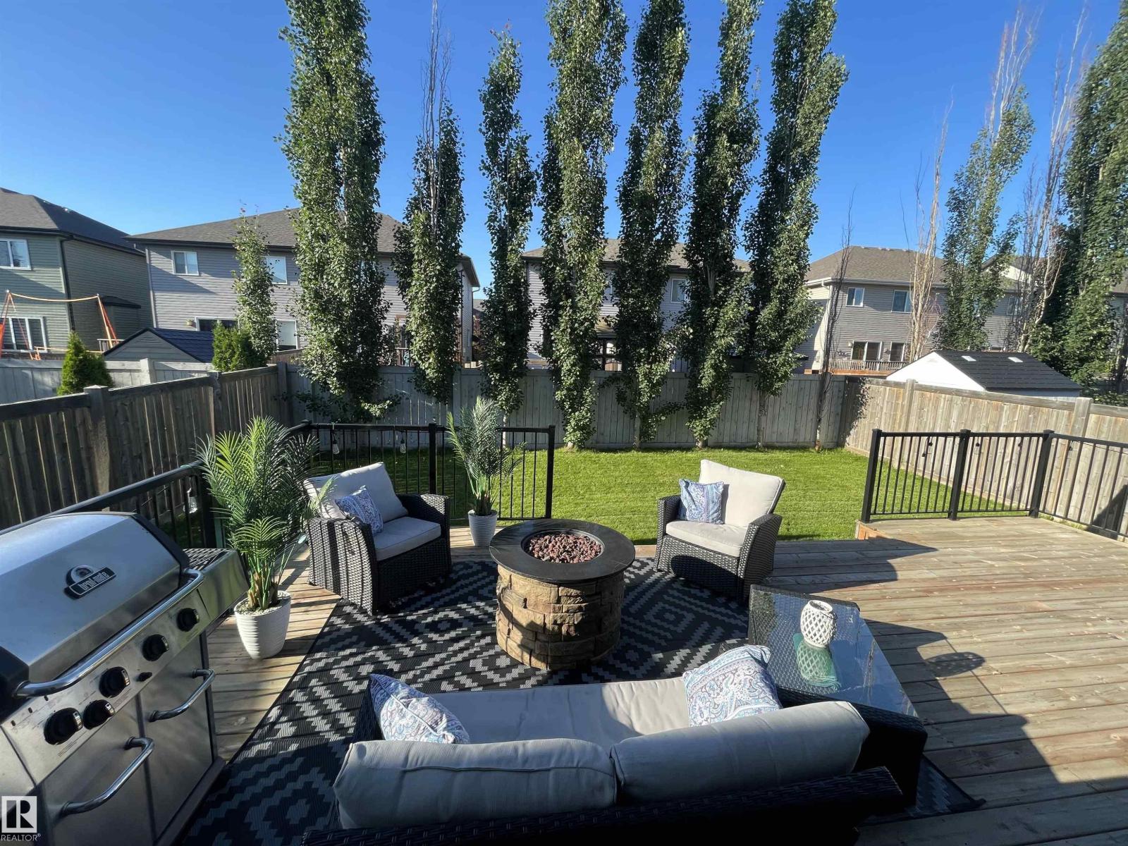 110 MEADOWLAND WY - 39