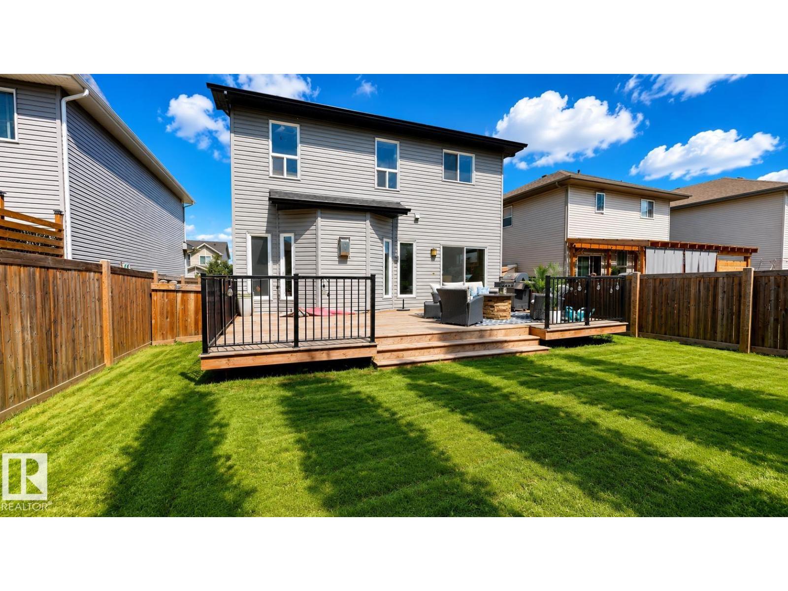 110 MEADOWLAND WY - 40
