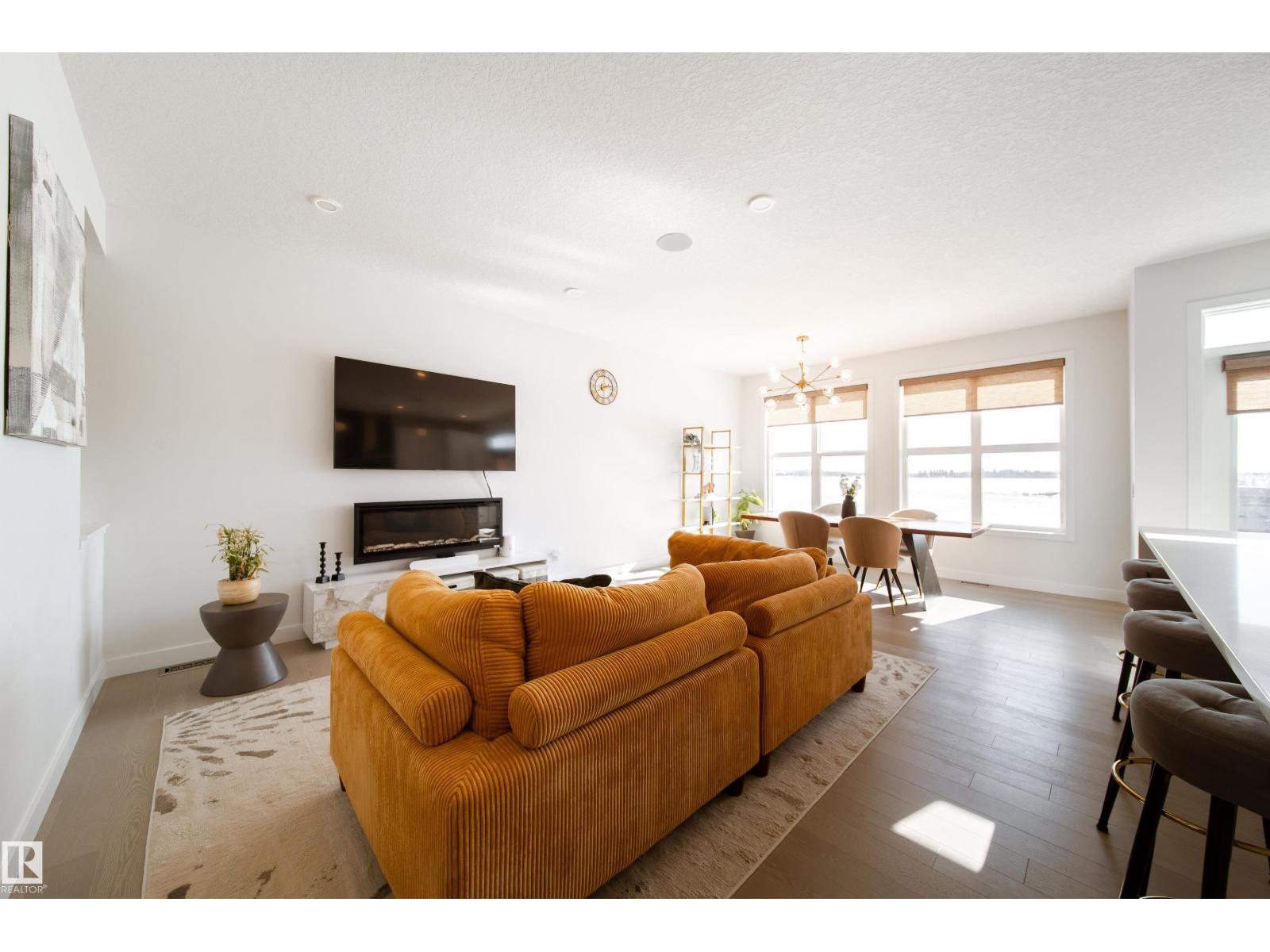 19 STURTZ PL — photo 17