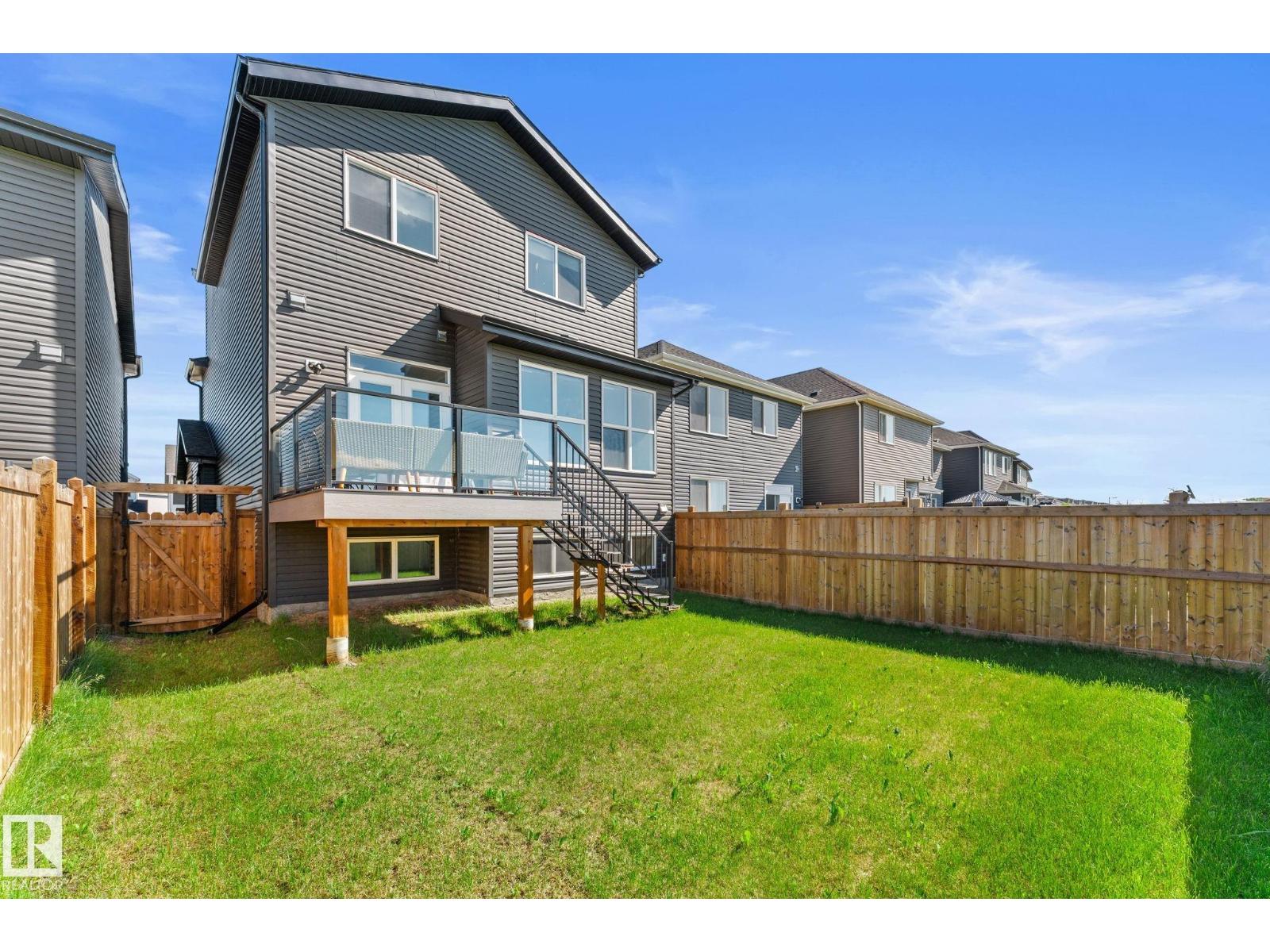 19 STURTZ PL — photo 38