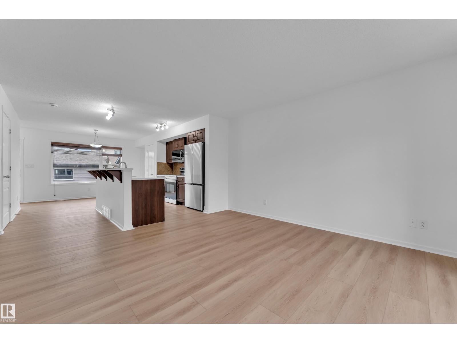 2143 32 ST NW - 4