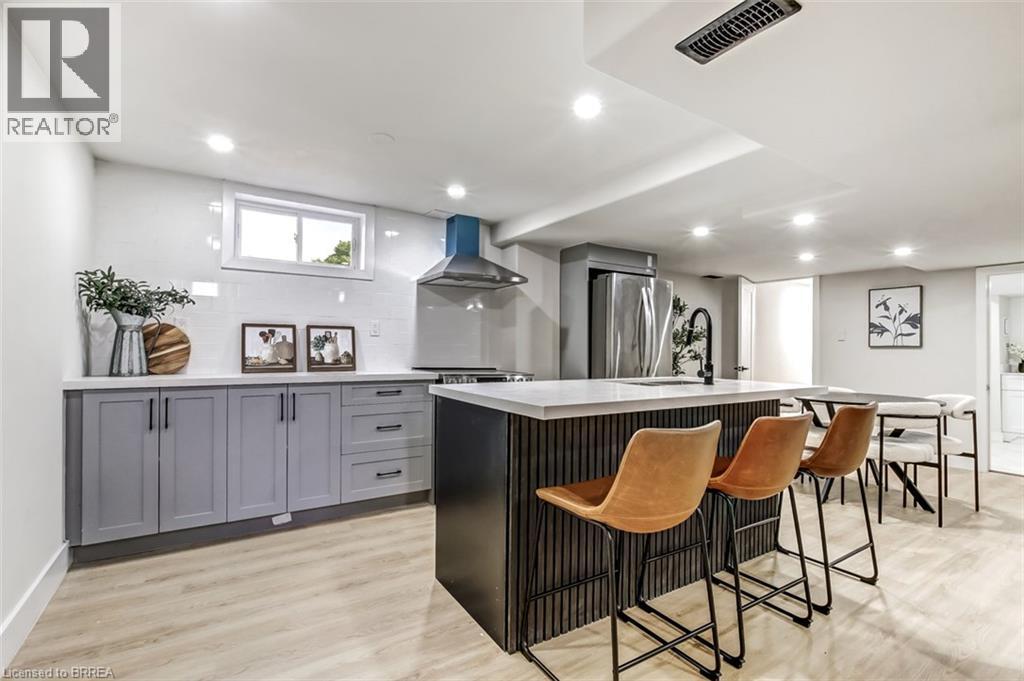 69 FAIRVIEW Drive - 14