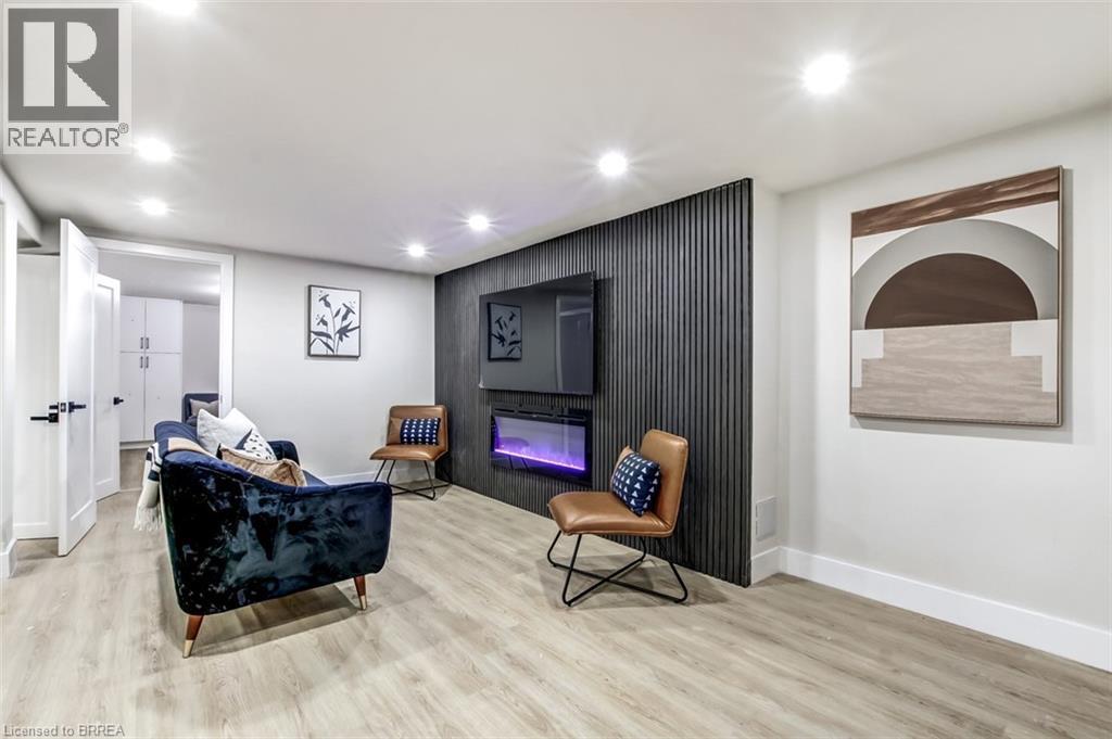 69 FAIRVIEW Drive - 15
