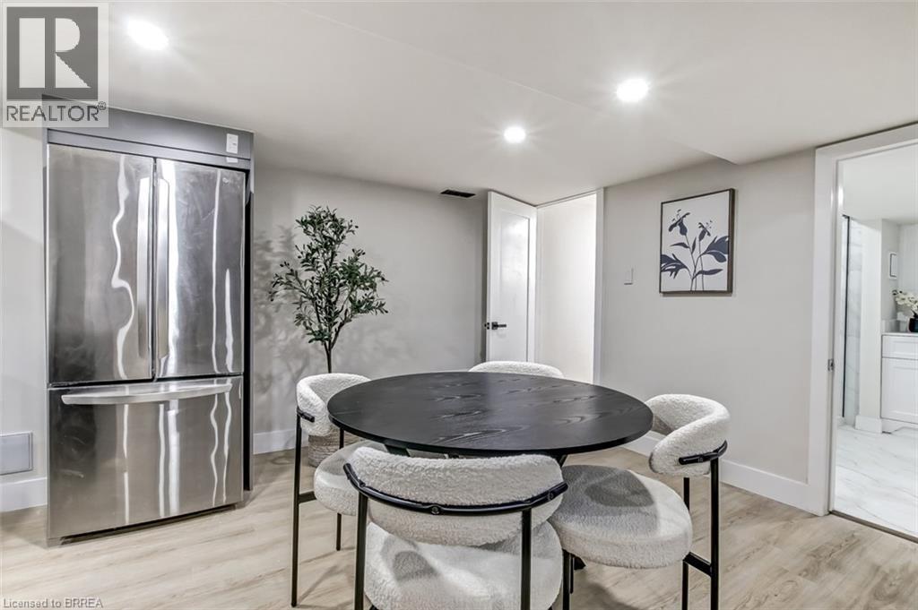 69 FAIRVIEW Drive - 17