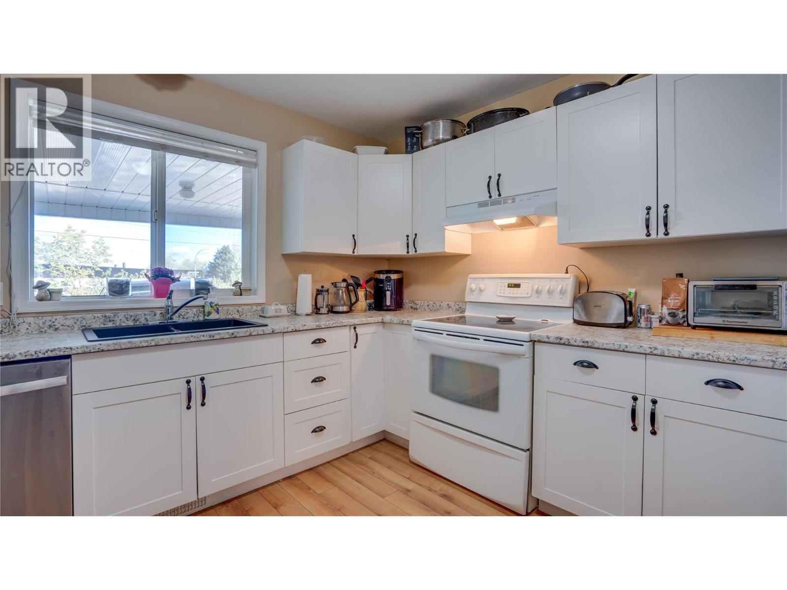 #102 1041 Middleton Way - 4