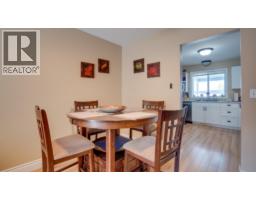 Kitchen - 1041 Middleton Way Unit# 102, Vernon, BC V1B2N3 Photo 7