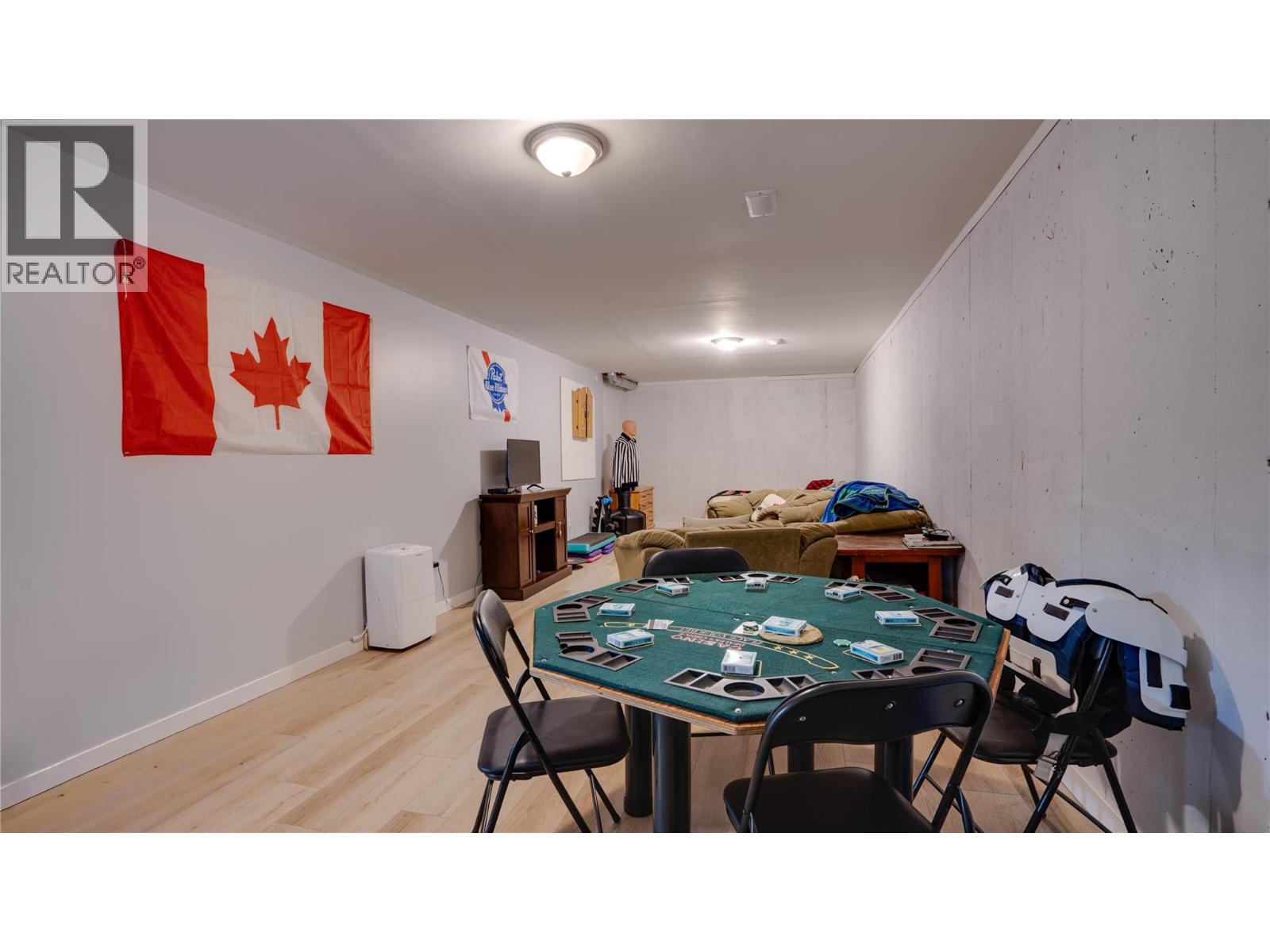 #102 1041 Middleton Way - 18