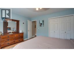 1041 Middleton Way Unit# 102, Vernon, BC V1B2N3 Photo 14