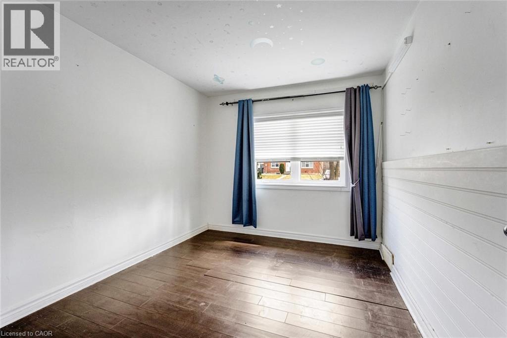 16 WOODWARD Avenue - 22