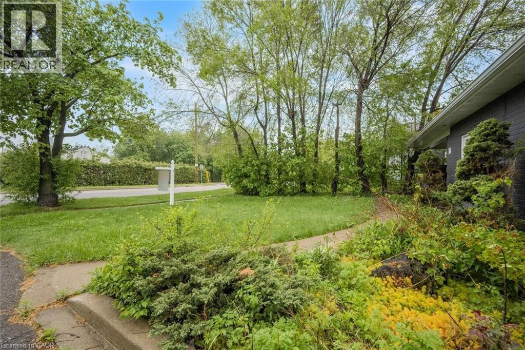 16 WOODWARD Avenue - 3