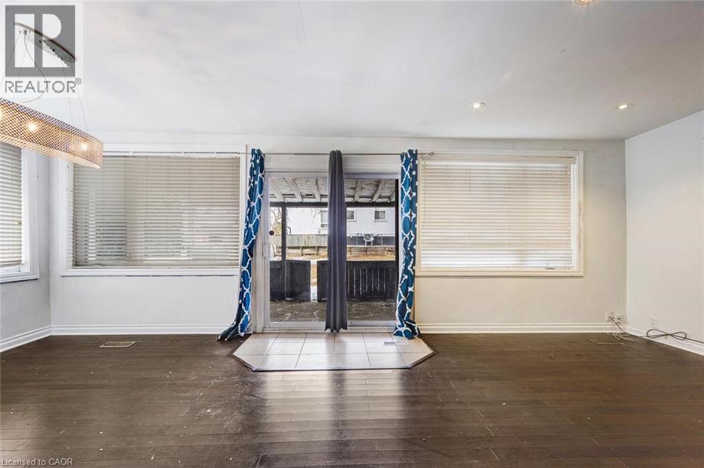 16 WOODWARD Avenue - 7