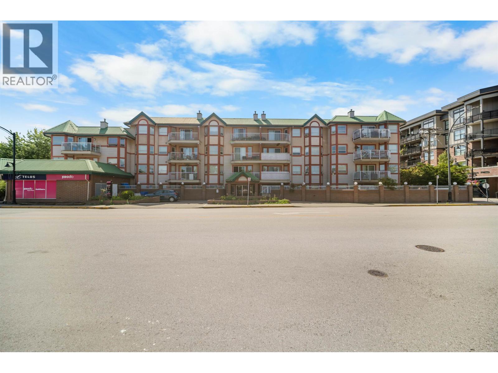 328 22661 LOUGHEED HIGHWAY