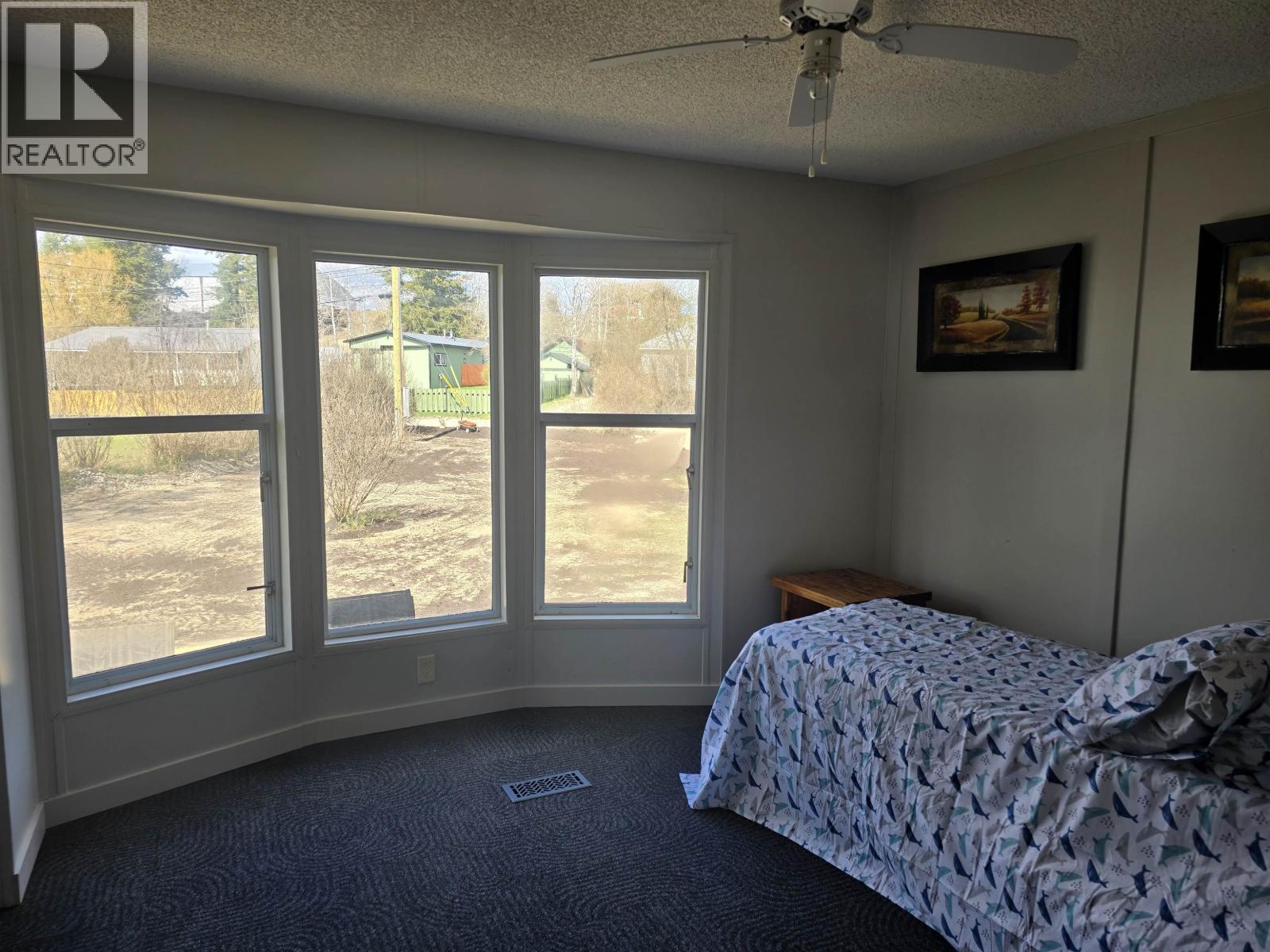 4836 CLARKE AVENUE - 11