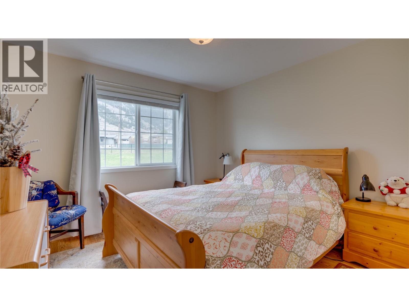 6524 Highway 6 - 14