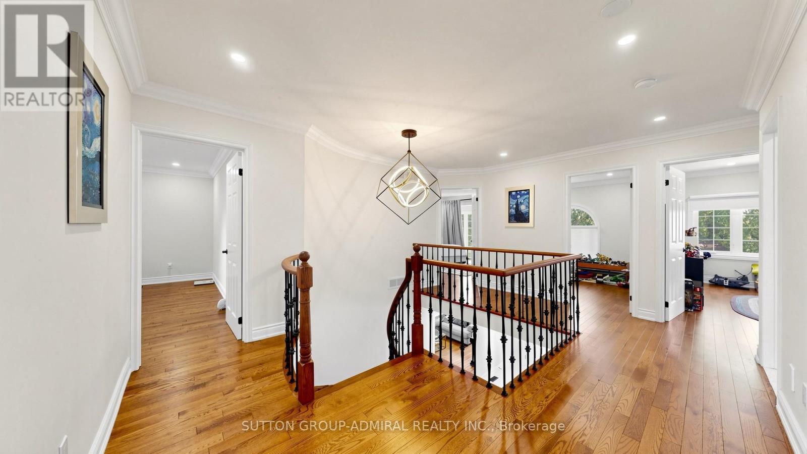 32 NORTHWOOD DRIVE - 13