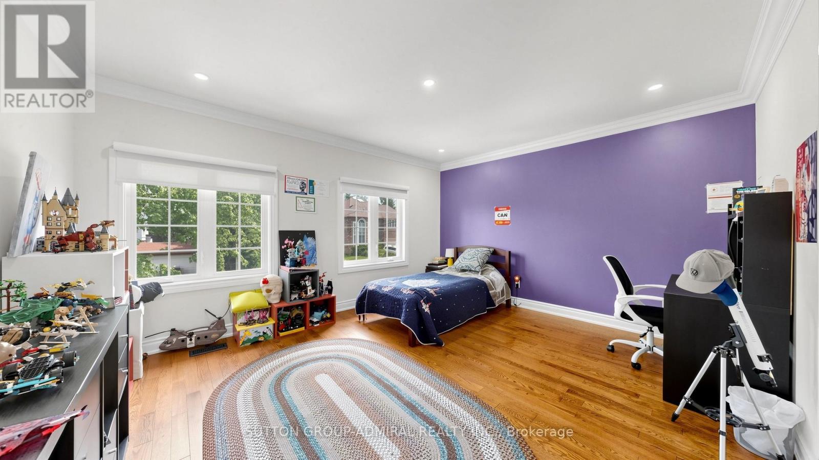 32 NORTHWOOD DRIVE - 21