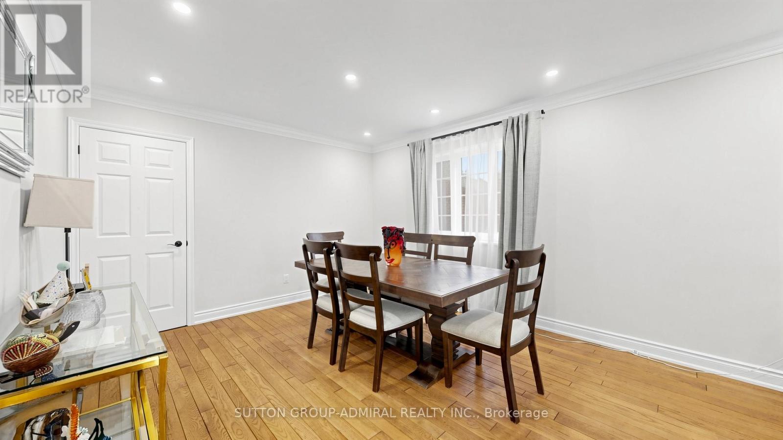 32 NORTHWOOD DRIVE - 9