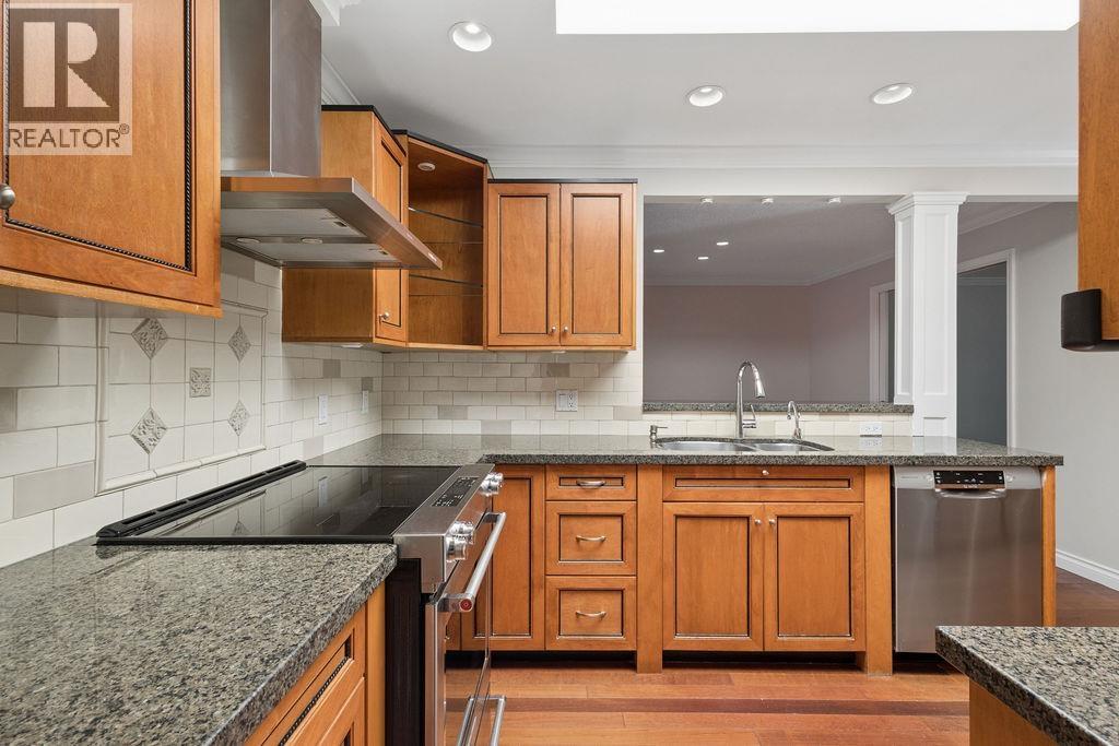 6597 PINEHURST DRIVE, Vancouver