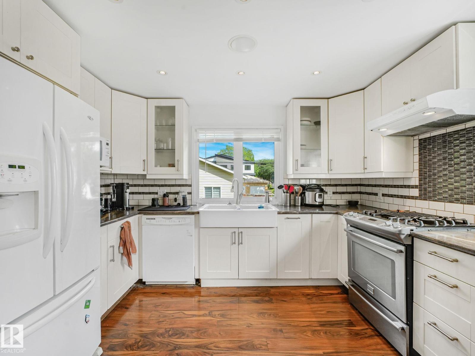12215 103 ST NW - 13