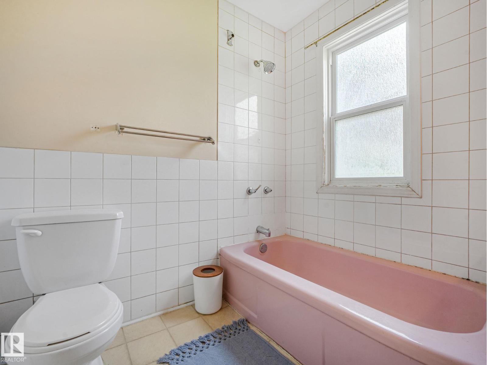 12215 103 ST NW - 23