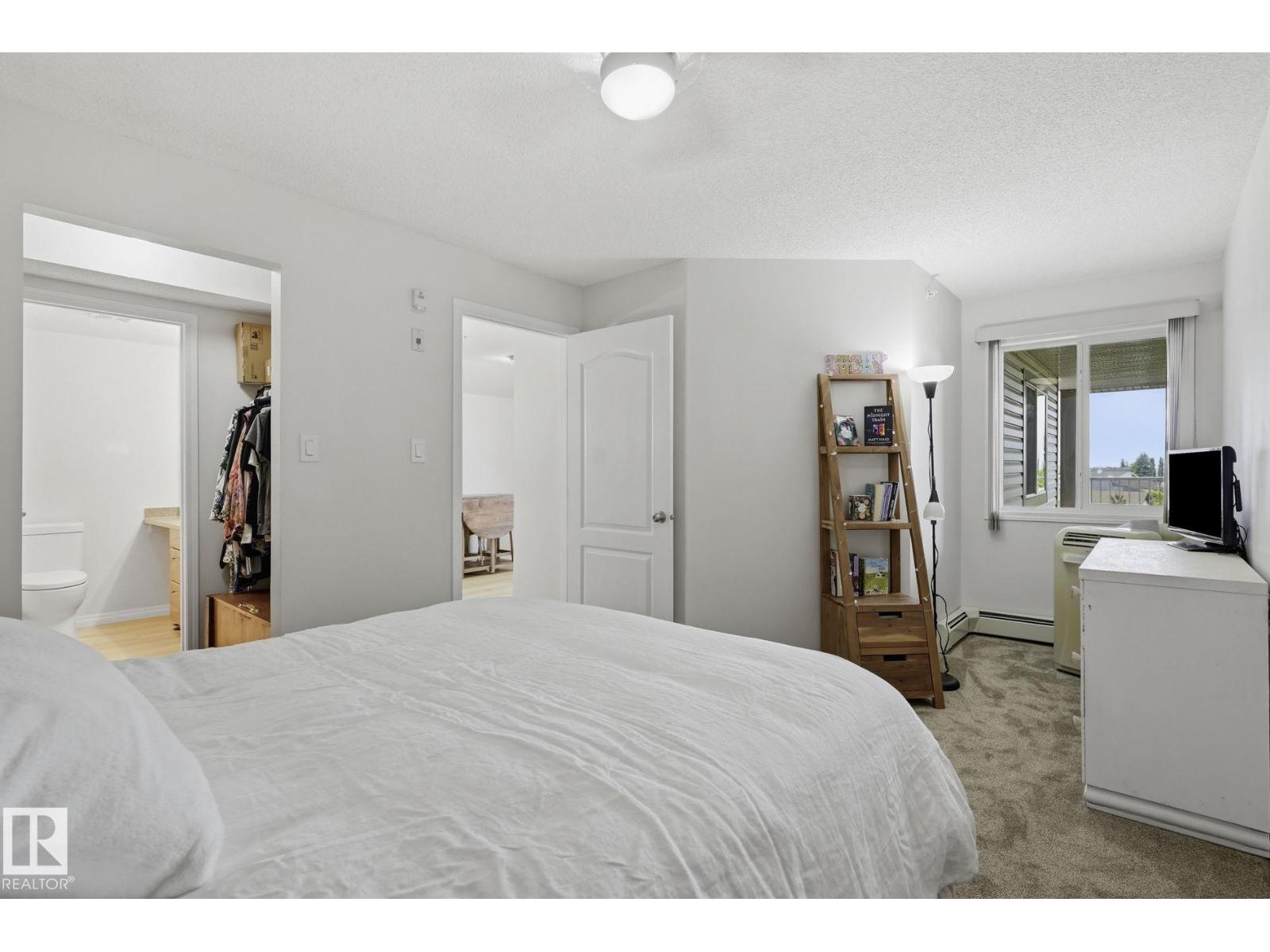 #426 3425 19 ST NW - 11