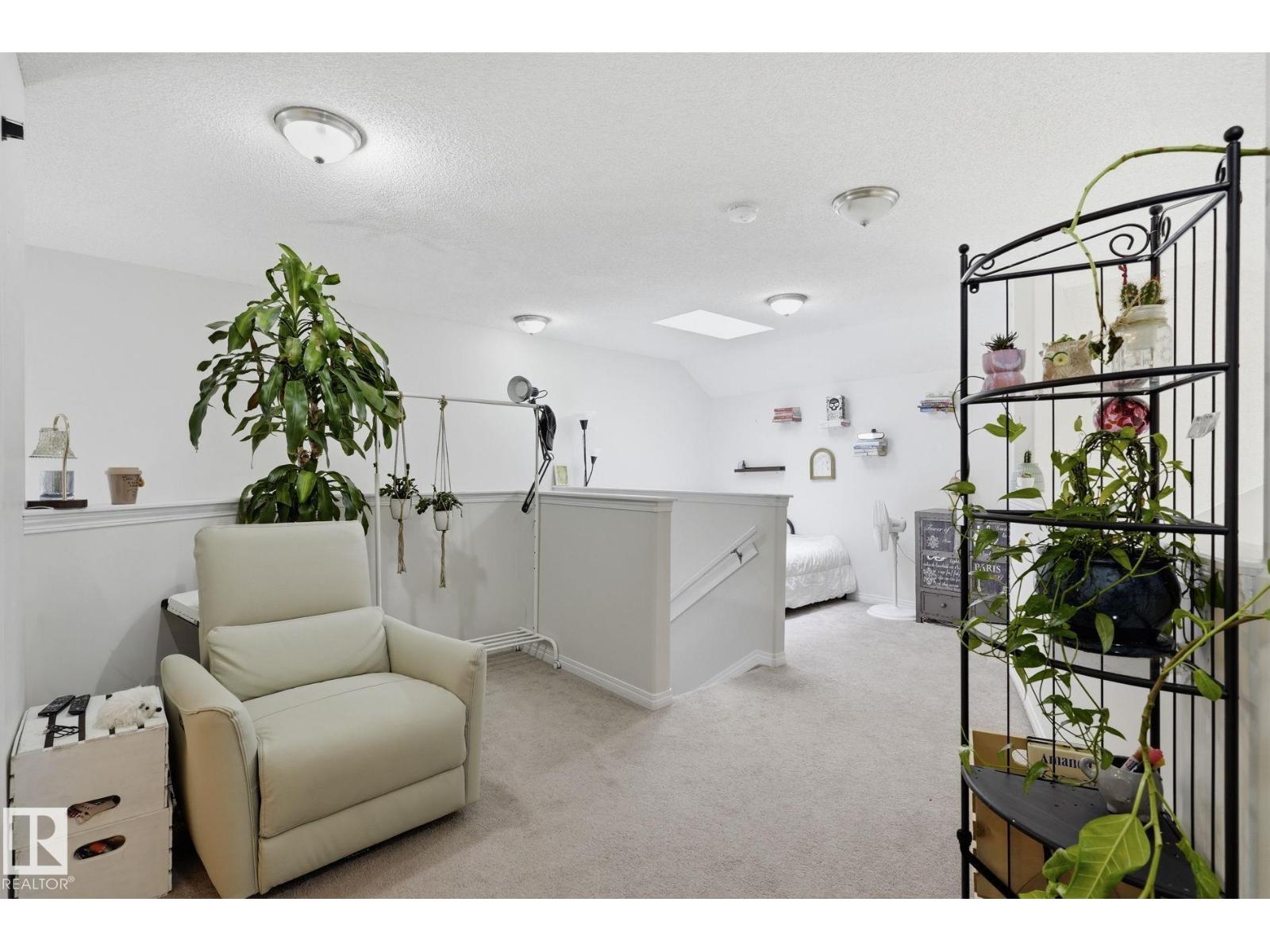 #426 3425 19 ST NW - 17