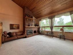 9 Erin Drive, Killarney, MB R0K1G0 Photo 21