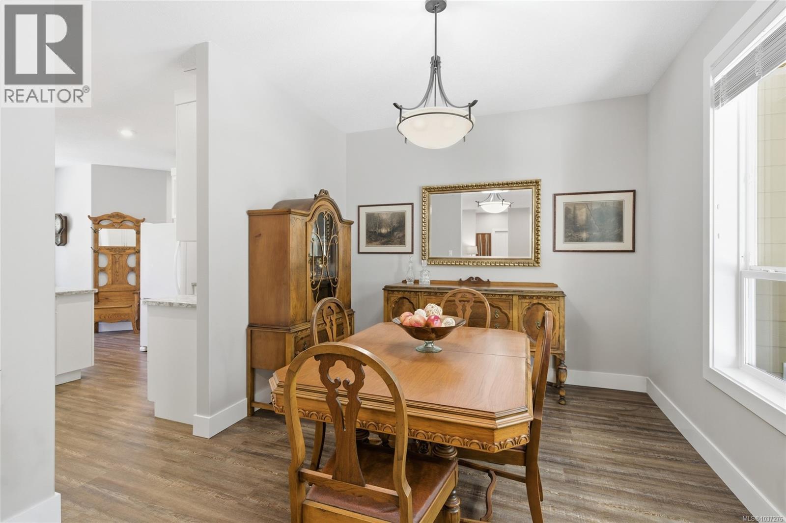 3831 Creekside Dr - 4