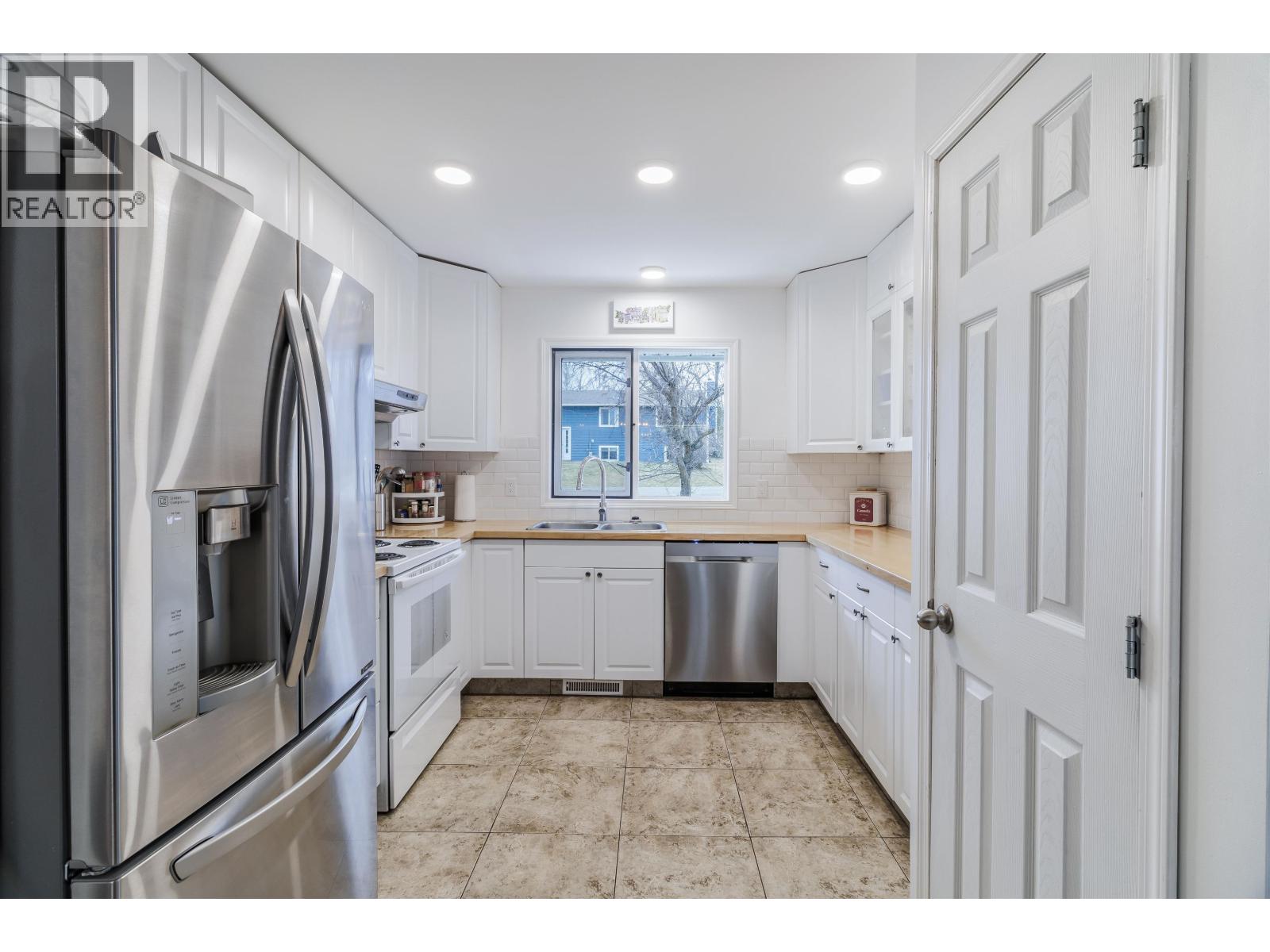 4715 PARKER COURT - Image 11