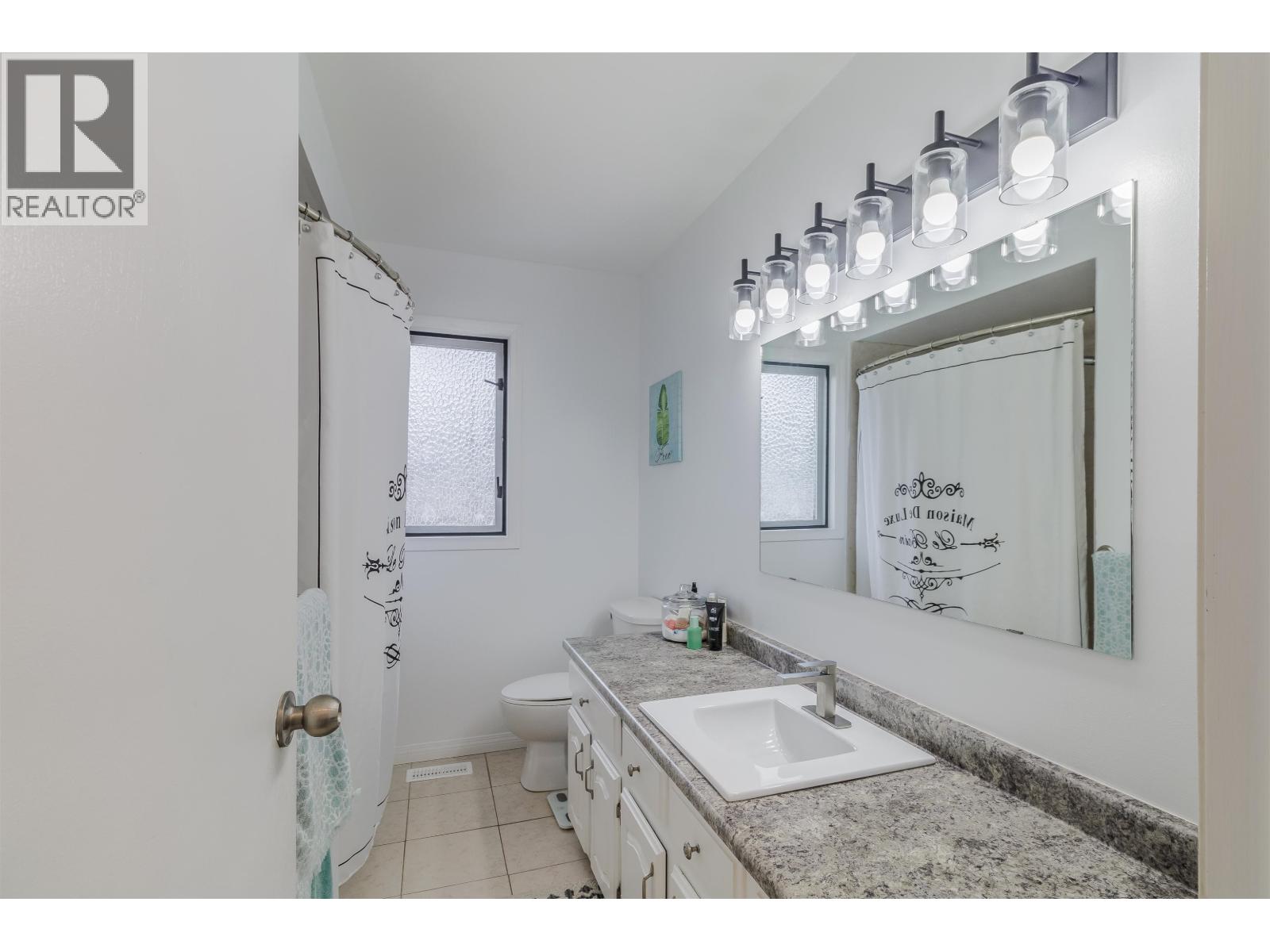 4715 PARKER COURT - Image 24