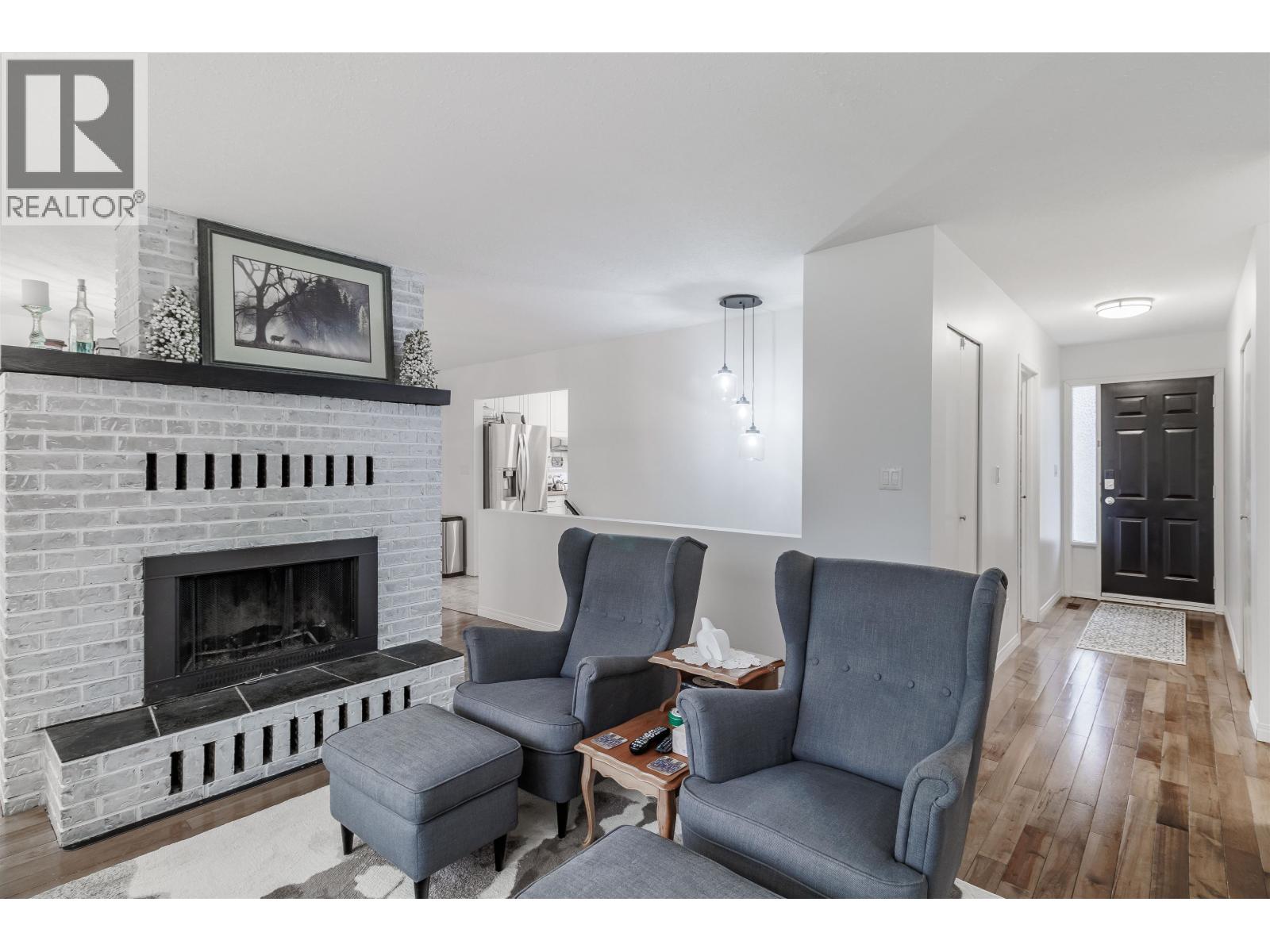4715 PARKER COURT - Image 9