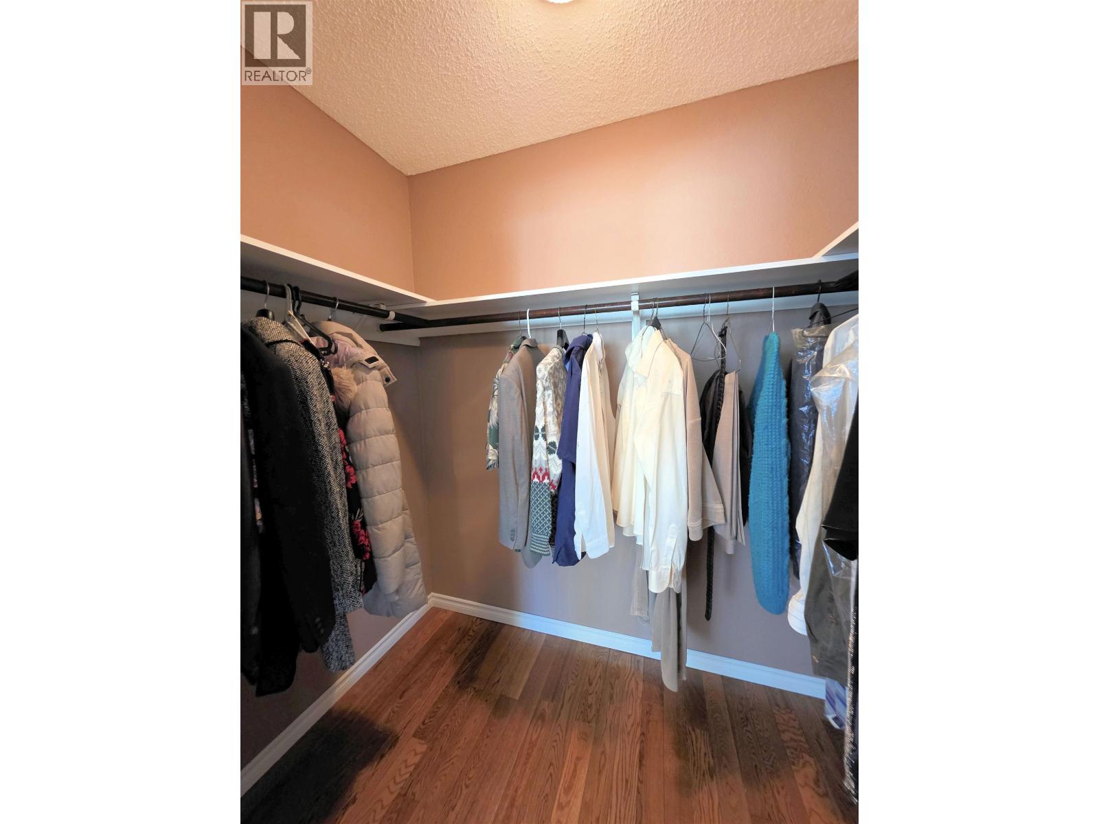 Photo 11 of 30 — 1191 MCGOWAN DRIVE · Prince George, BC