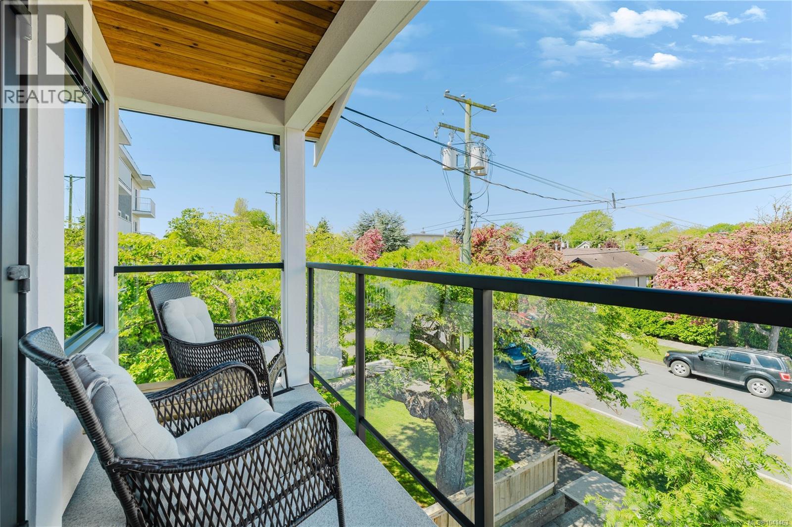 63 Boyd St - 33