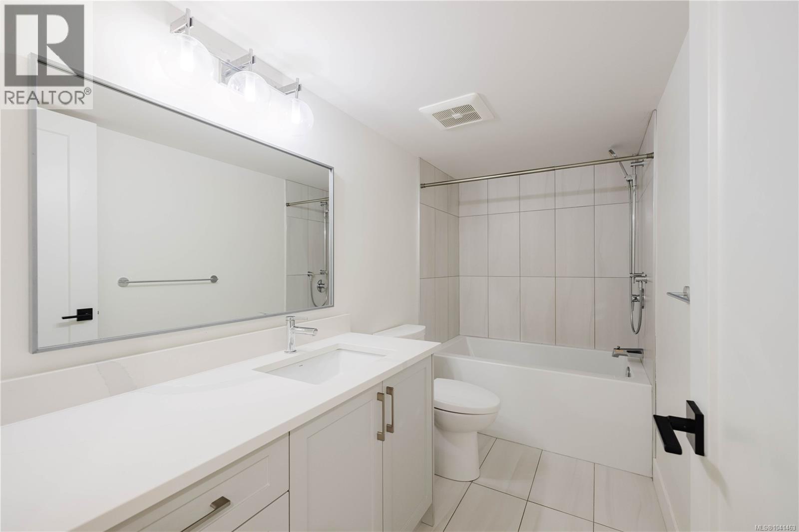 63 Boyd St - 43