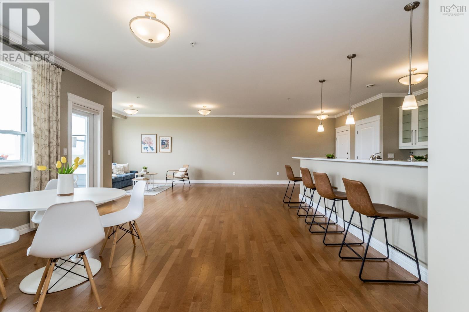 #313 24 Harbourside Drive - 15