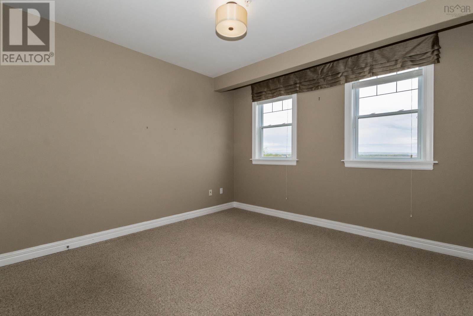 #313 24 Harbourside Drive - 21