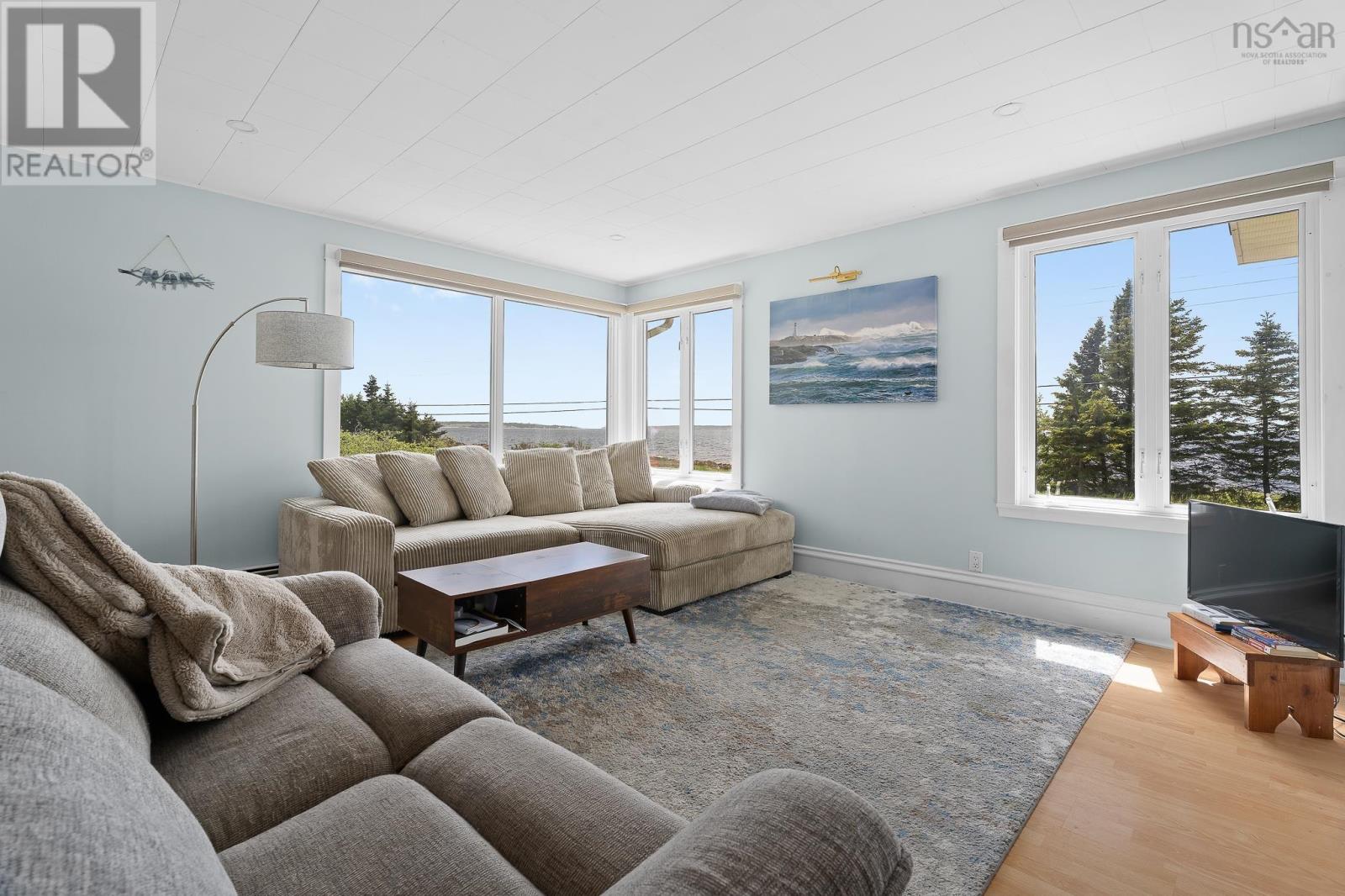 5324 Highway 329 - 2