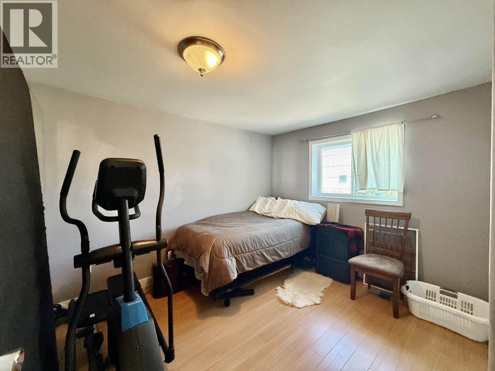 1071 QUEEN STREET - 12