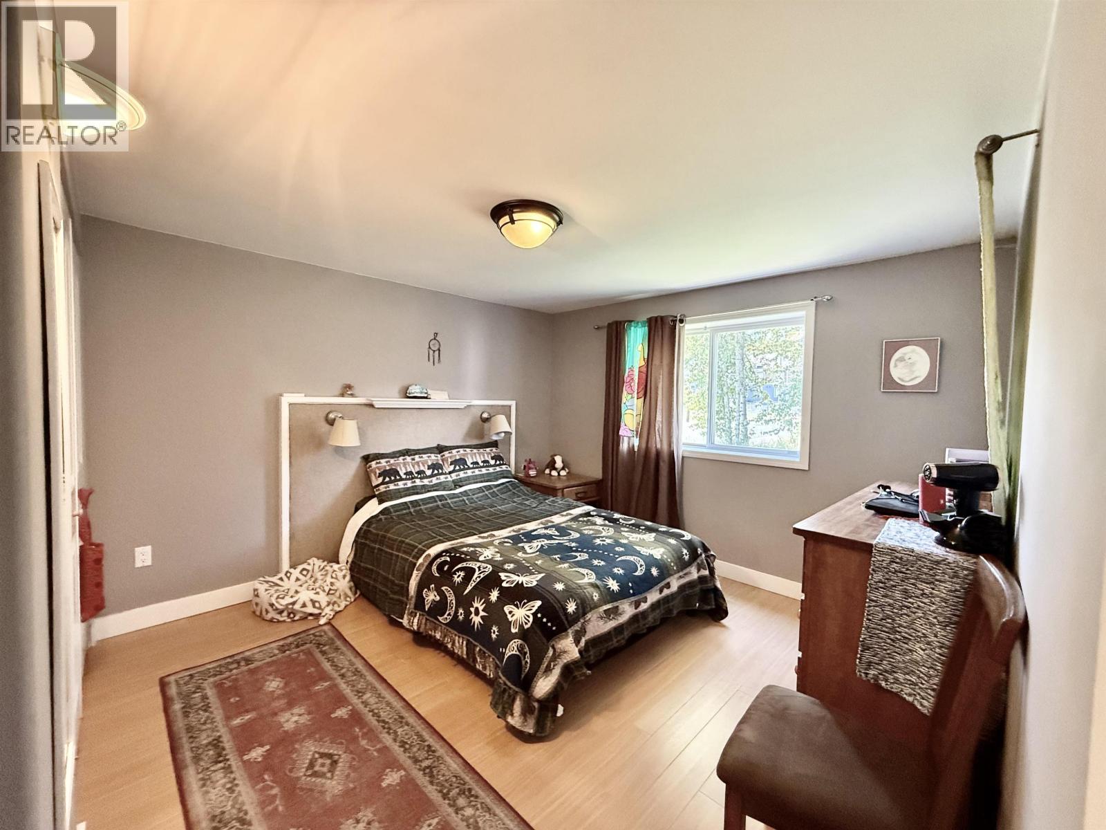 1071 QUEEN STREET - 11