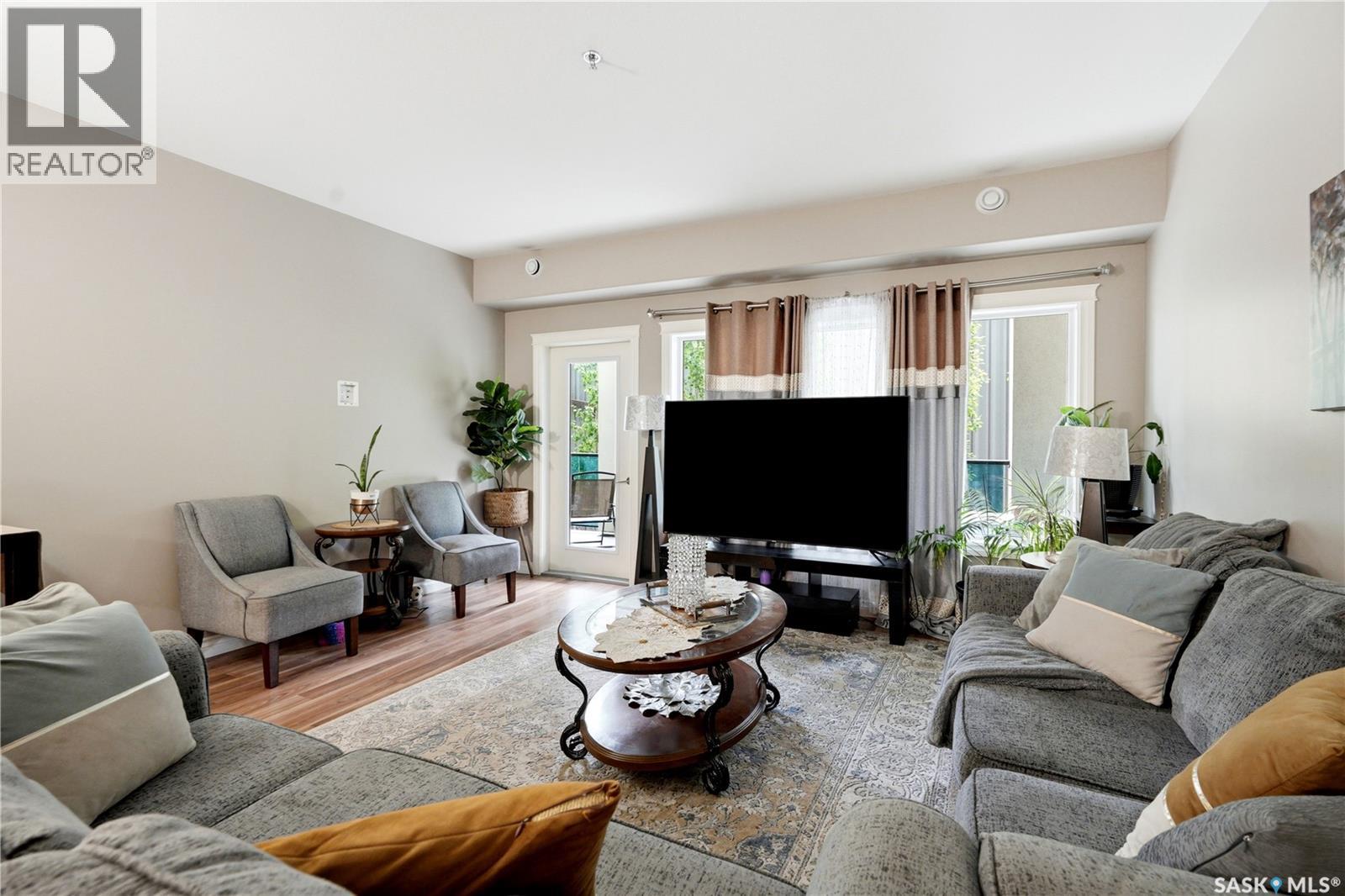 107 423 Nelson ROAD — photo 7