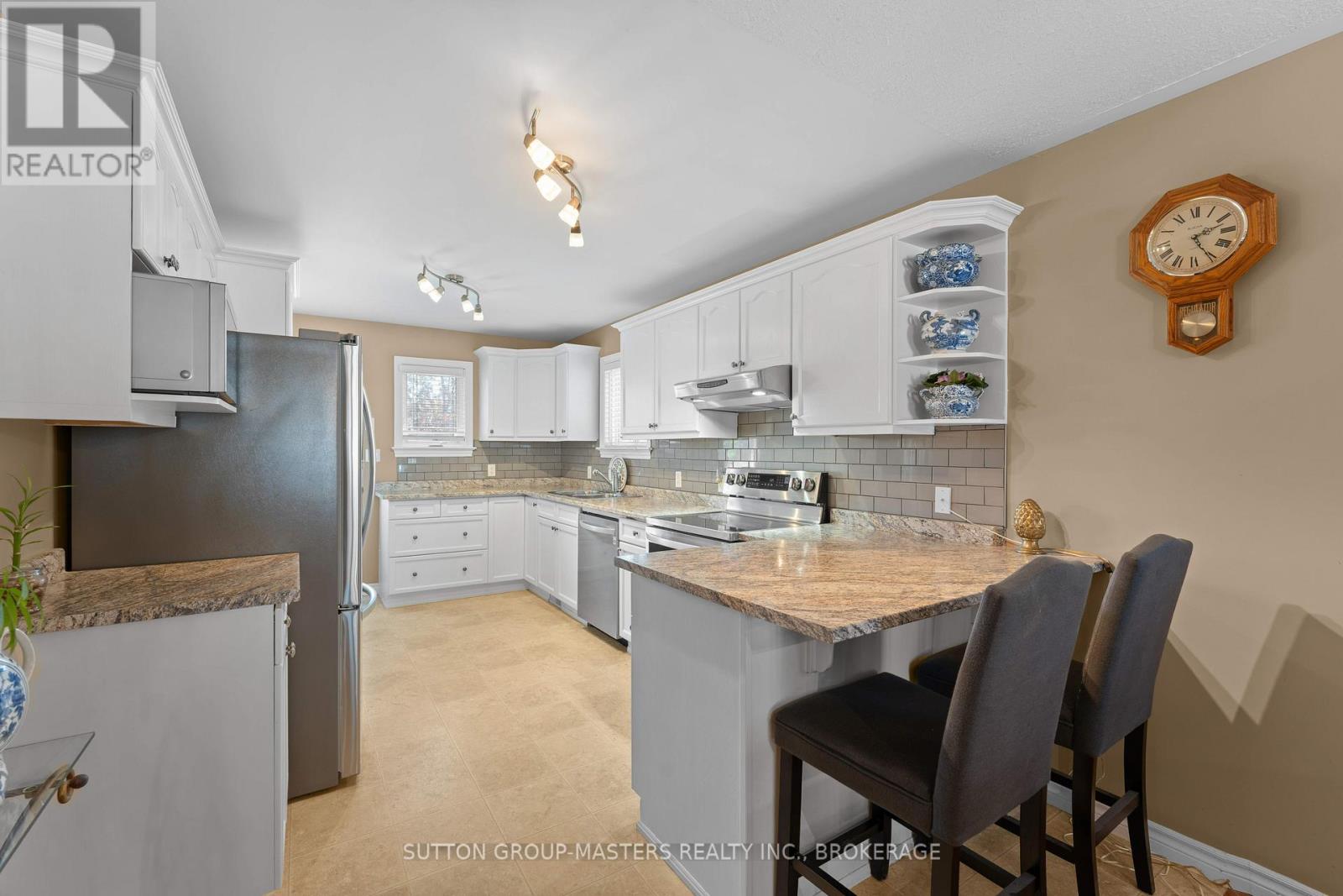 186 KILDARE AVENUE - 10
