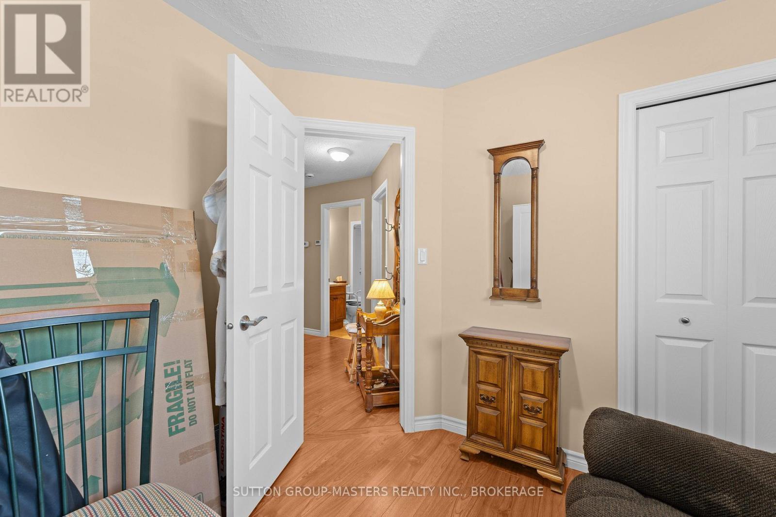 186 KILDARE AVENUE - 17