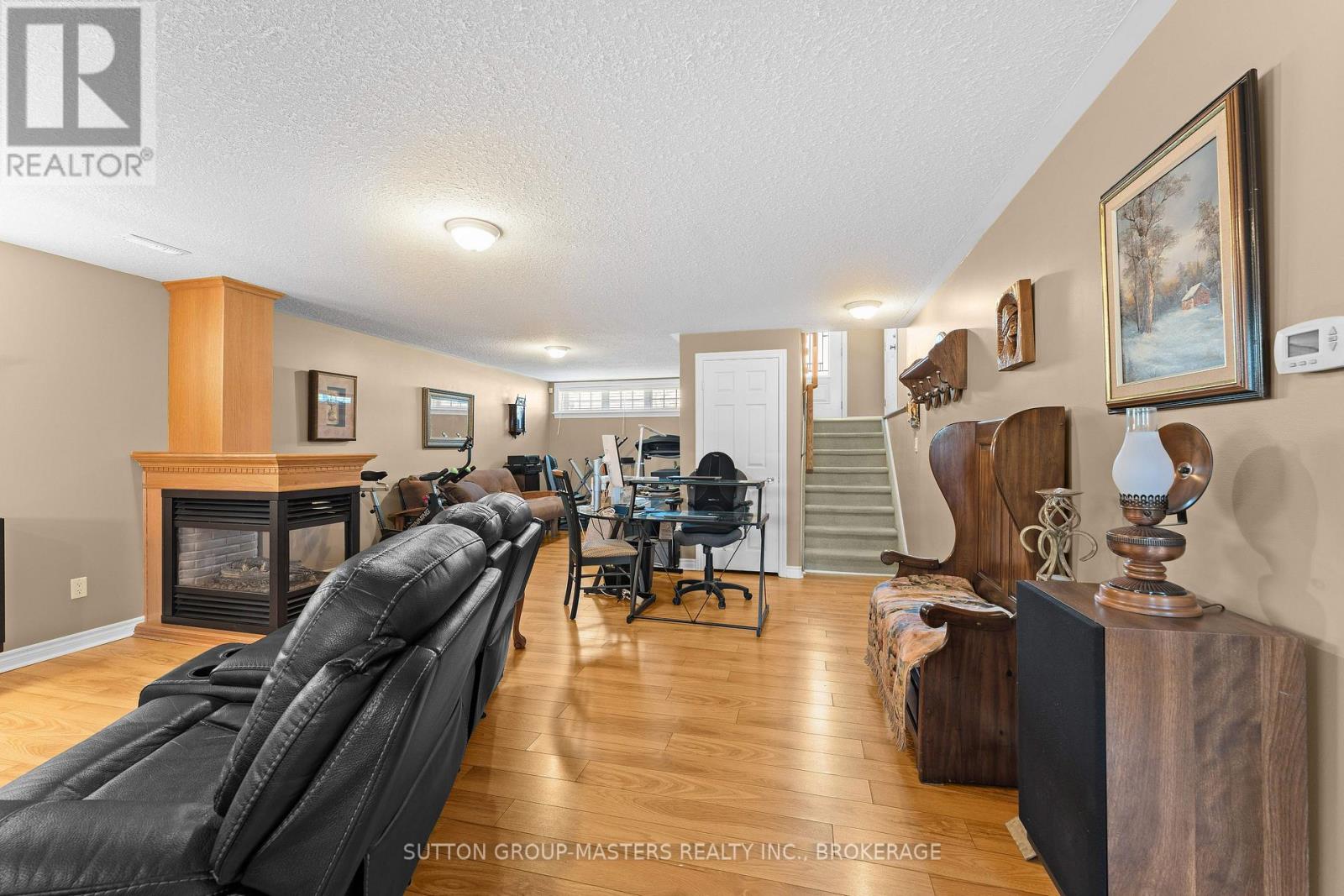186 KILDARE AVENUE - 22