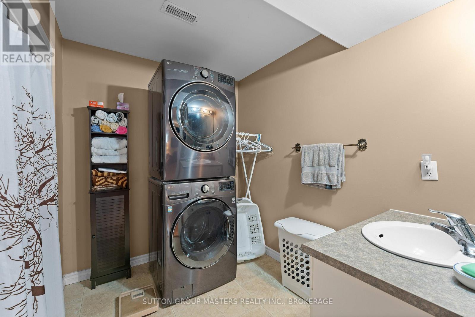 186 KILDARE AVENUE - 28