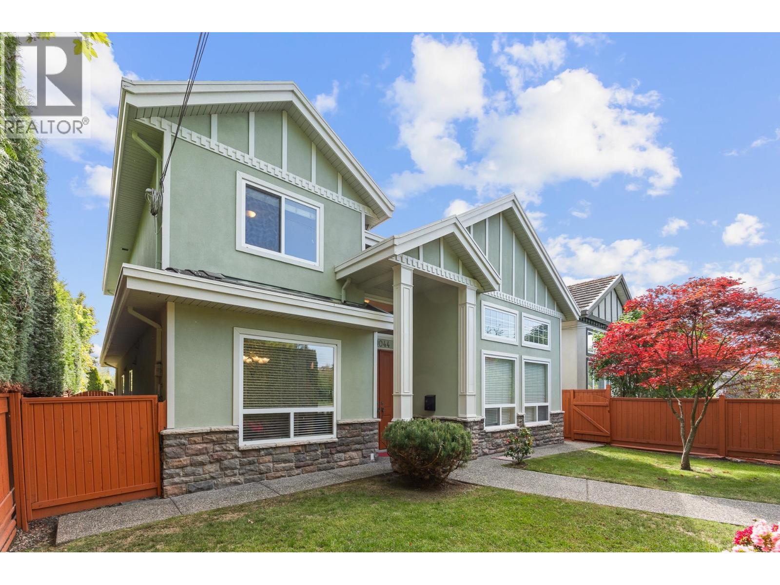 9044 RAILWAY AVENUE