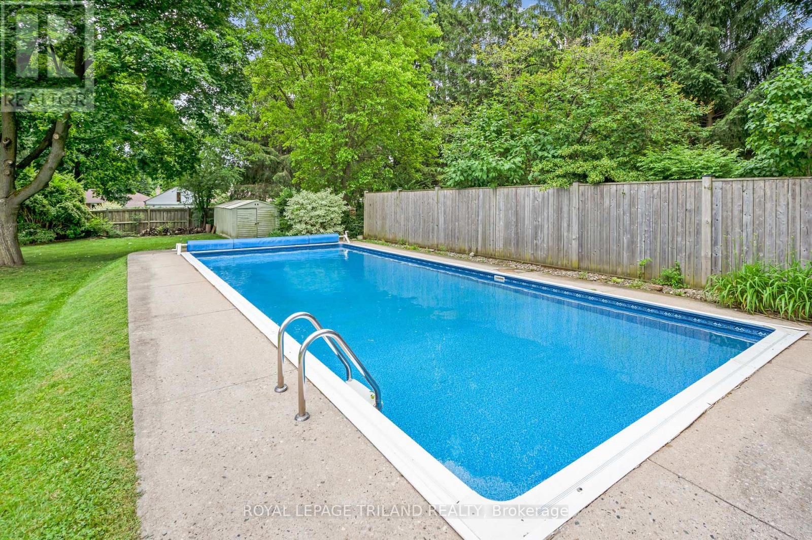 374 GRIFFITH STREET - 27