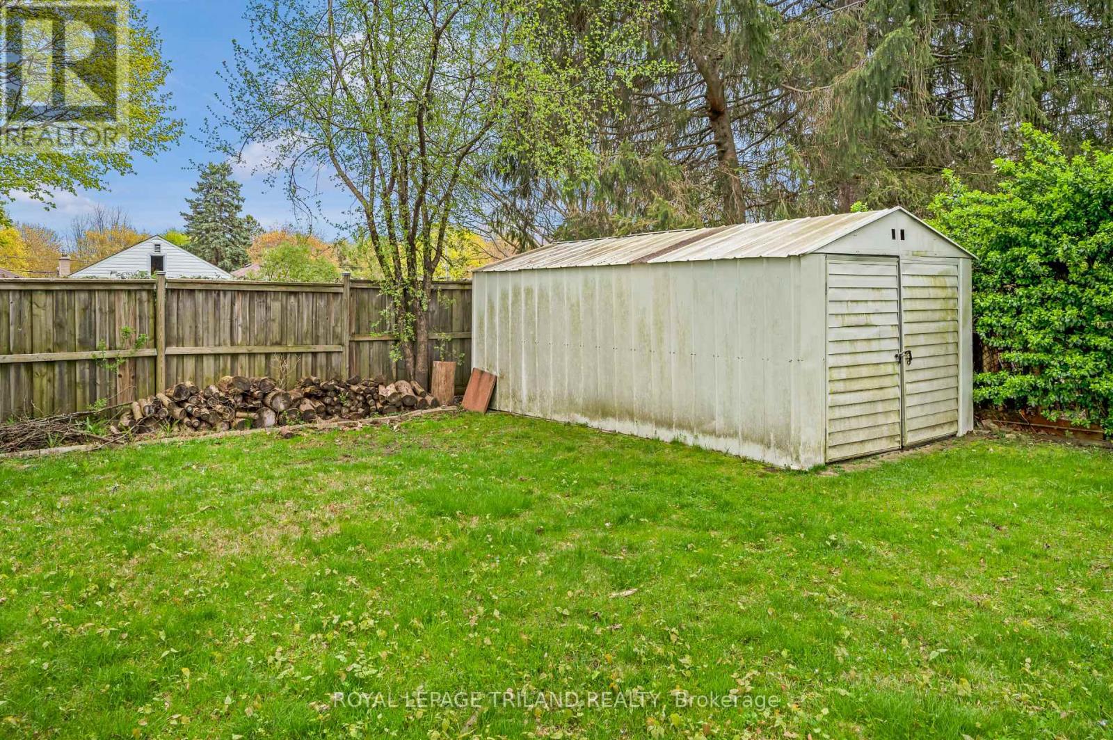 374 GRIFFITH STREET - 33